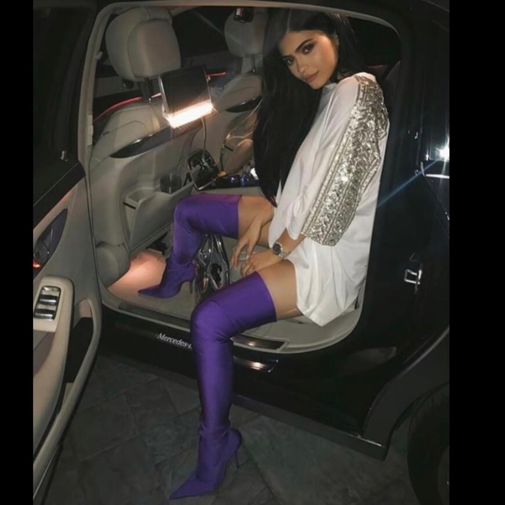 Stretchy Point Toe Thing High Boots